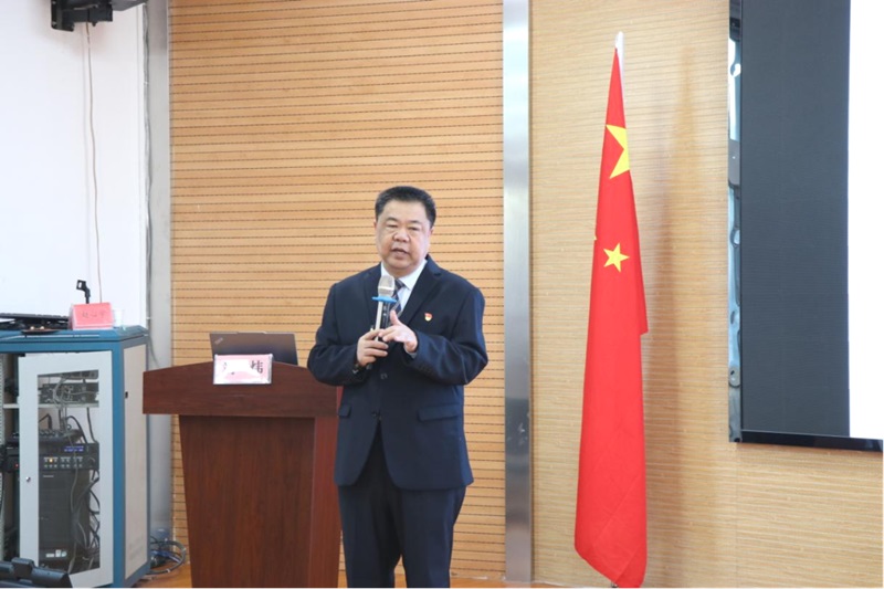 刘炜老师为各位学员授课